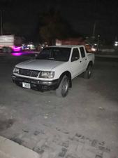 Nissan Navara 2.5 LE 2001 for Sale in Hassan abdal