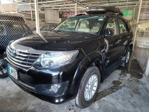 Toyota Fortuner 2.7 VVTi 2014 for Sale in Rawalpindi