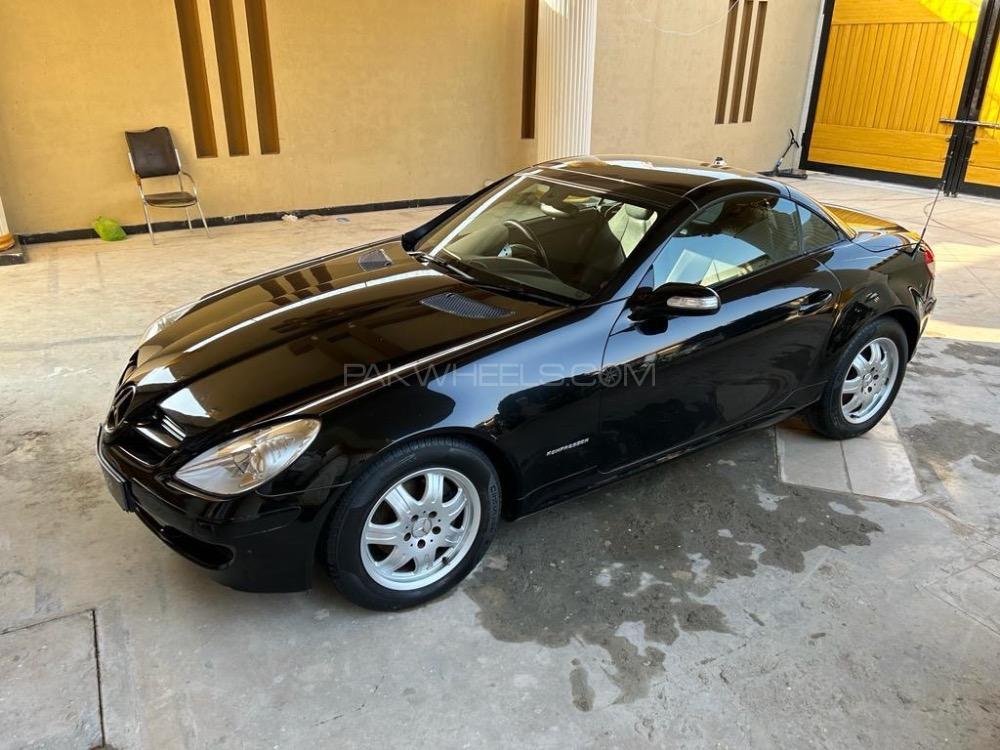 مرسڈیز بینز ایس ایل کے کلاس - 2006 BLACK ROSE Image-1