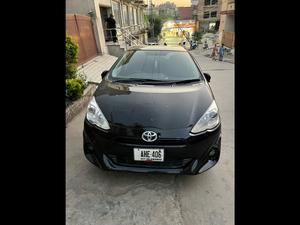 Toyota Aqua S 2015 for Sale in Rawalpindi