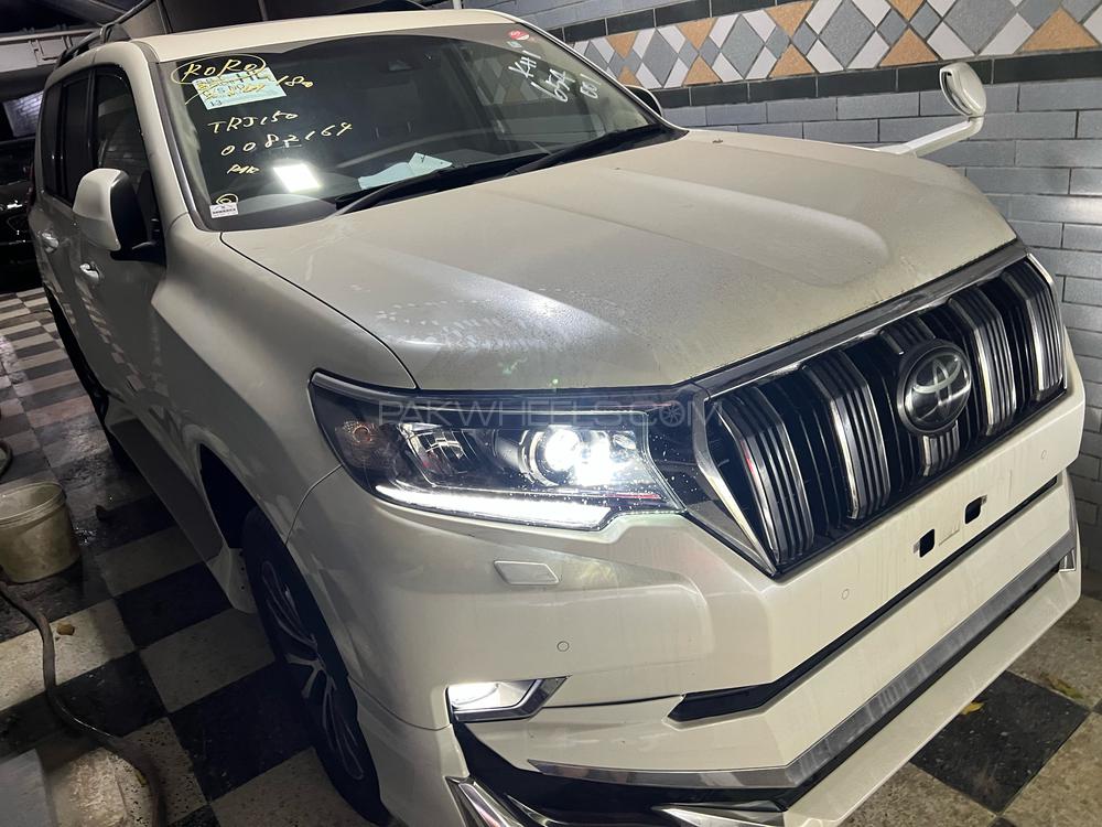 Toyota Prado 2018 for Sale in Karachi Image-1