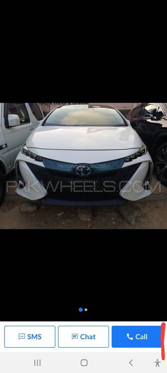 Toyota Prius 2017 for Sale in Kamra Image-1