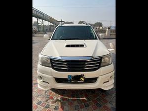 Toyota Hilux D-4D Automatic 2012 for Sale in Gujranwala