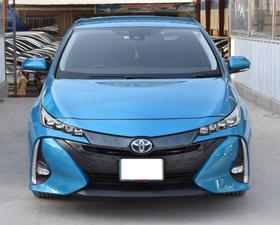 Toyota Prius PHV (Plug In Hybrid) 2017 for Sale in Rawalpindi