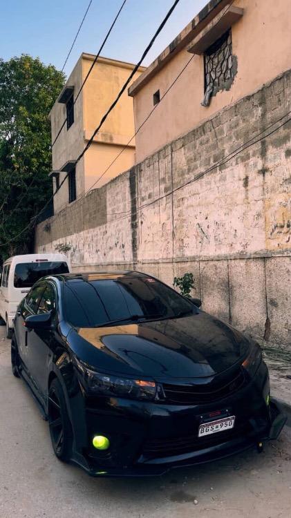 Toyota Corolla - 2016 Corolla Image-1
