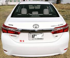 Toyota Corolla Altis Automatic 1.6 2016 for Sale in Gujrat