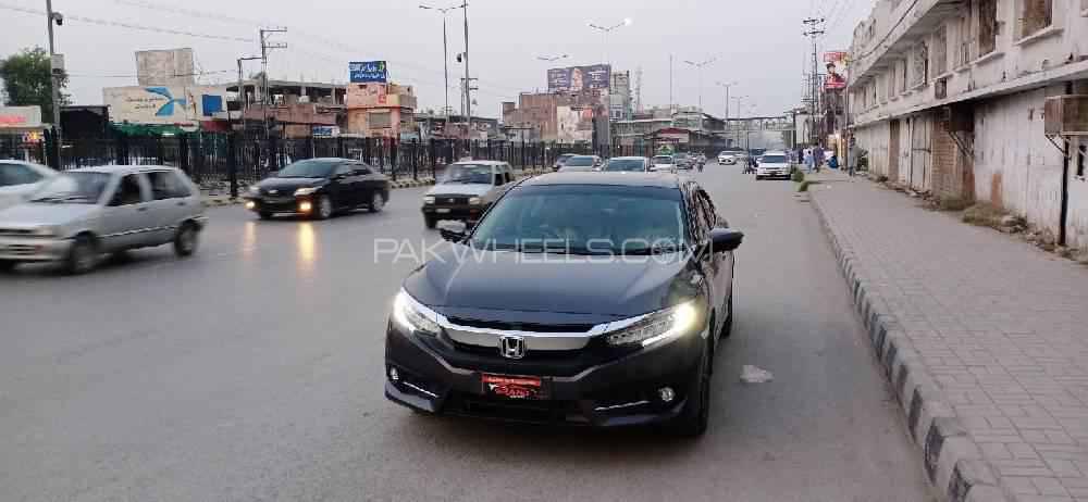 Honda Civic 2021 for Sale in Peshawar Image-1
