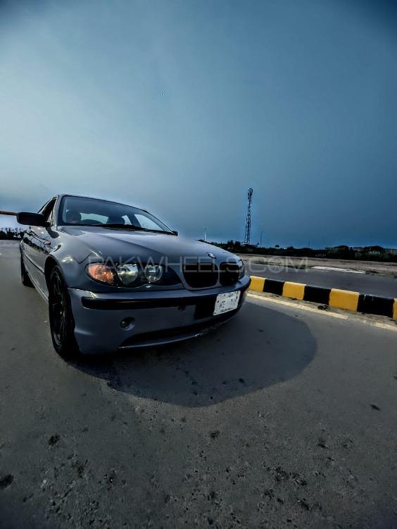 بی ایم ڈبلیو 3 سیریز - 2000 E46er Image-1