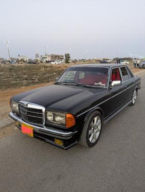 Mercedes Benz E Class - 1980
