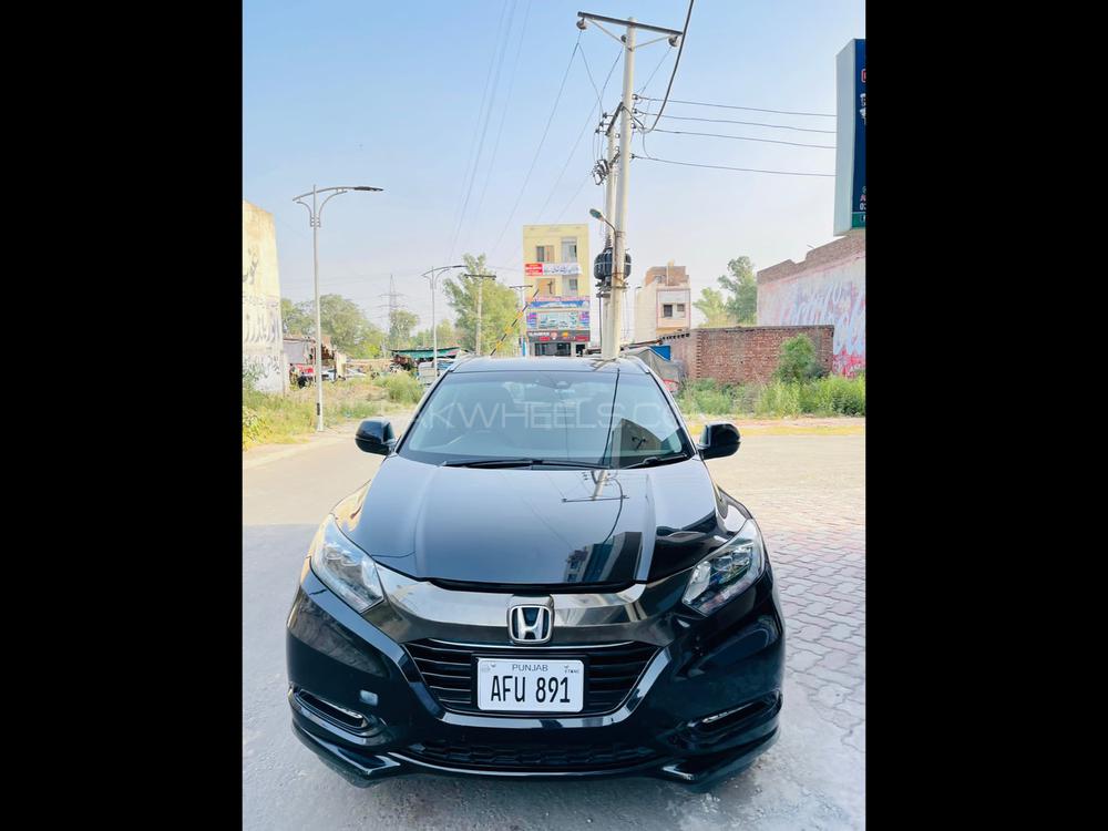 Honda Vezel 2017 for Sale in Gujranwala Image-1