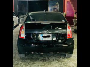 Toyota Prius G Touring Selection Leather Package 1.8 2014 for Sale in Faisalabad