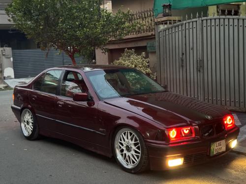 بی ایم ڈبلیو 3 سیریز - 1999