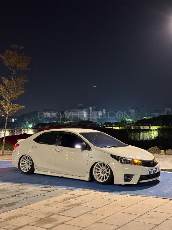 ٹویوٹا کرولا - 2015 Snow Image-1