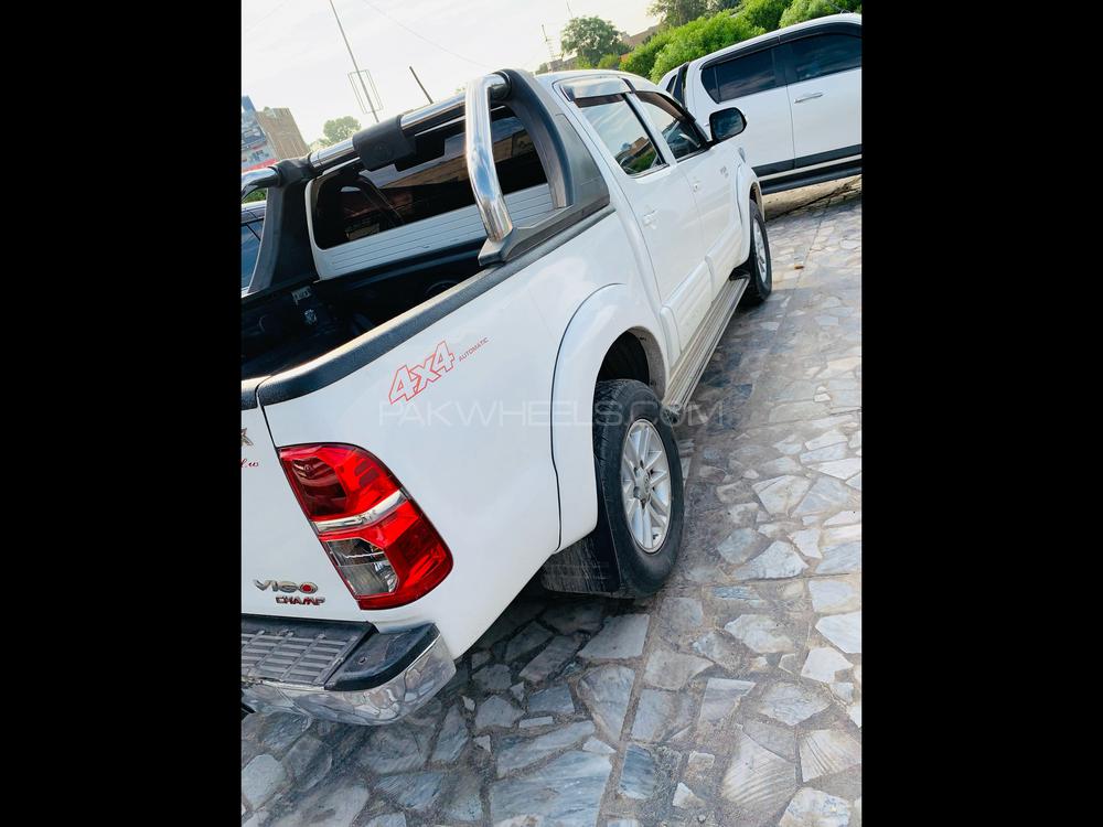 Toyota Hilux 2016 for Sale in Peshawar Toyota Hilux 2016 for Sale in Peshawar Image-6