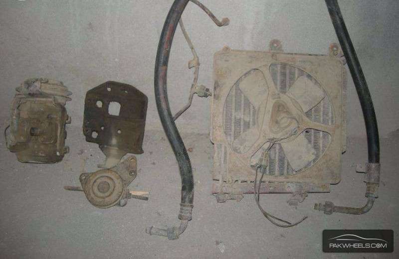 Charade 82 G10 AC System Parts Image-1