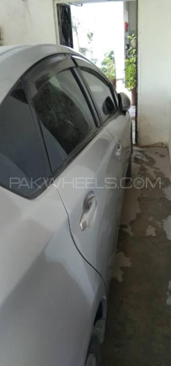 Toyota Prius 2015 for Sale in Multan Image-1