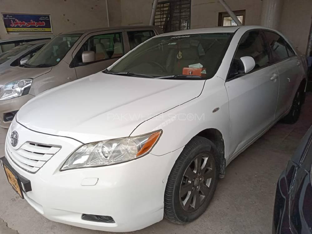 Toyota Camry 2006 for Sale in Multan Image-1