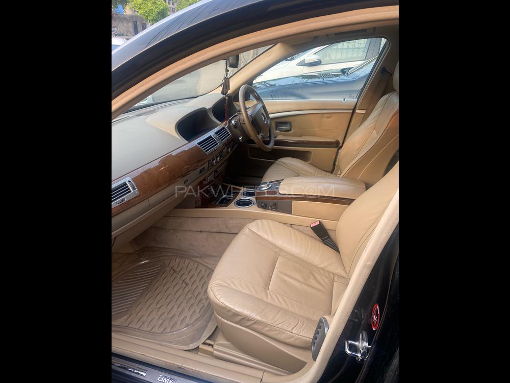 BMW 7 Series 2005 for Sale in Lahore BMW 7 Series 2005 for Sale in Lahore Image-7