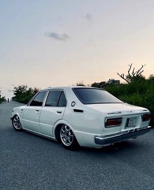 ٹویوٹا کرولا - 1976