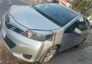 Toyota Vitz F 1.0 2012 for Sale in Layyah