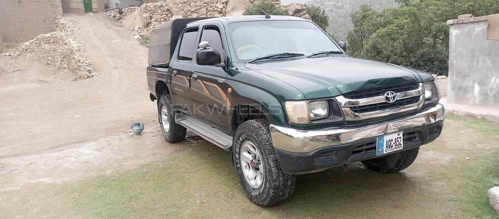 Toyota Hilux 2004 for Sale in Hangu Image-1