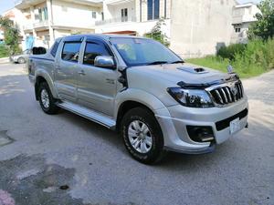 Toyota Hilux Invincible 2007 for Sale in Islamabad