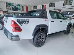 Toyota Hilux Revo V Automatic 2.8 2022 for Sale in Multan