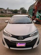 Toyota Yaris GLI MT 1.3 2021 for Sale in Nawabshah