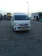 Toyota Hiace Grand Cabin 2015 for Sale in Multan