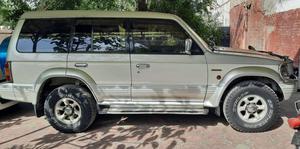 Mitsubishi Pajero Exceed 3.5 1995 for Sale in Multan