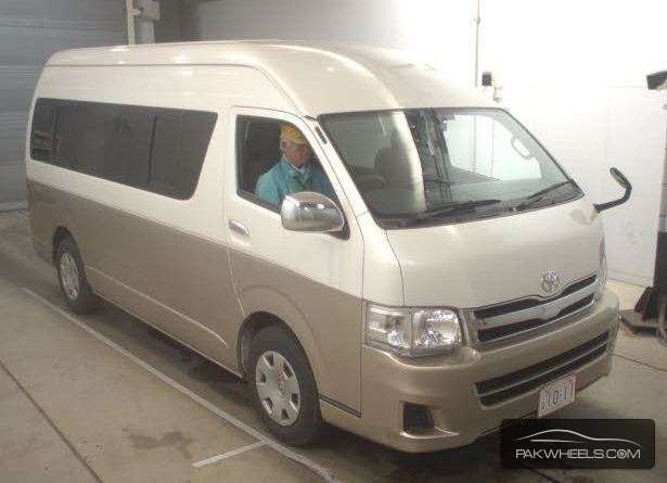 Toyota Hiace 2012 for Sale in Peshawar Image-1