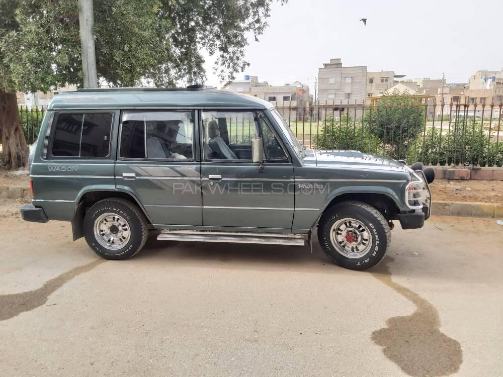 Mitsubishi Pajero Exceed 2.5D 1990 for sale in Karachi | PakWheels