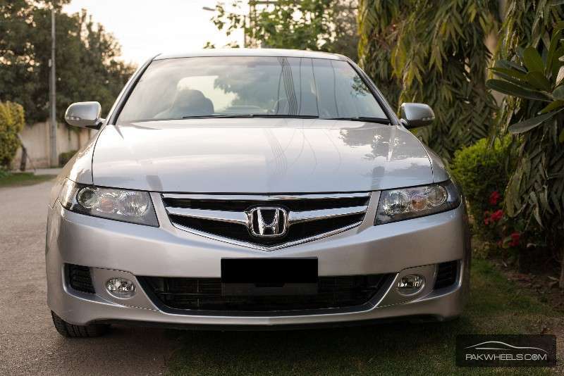 Honda Accord 2006 for Sale in Multan Image-1