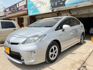 Toyota Prius S LED Edition 1.8 2013 for Sale in Hyderabad