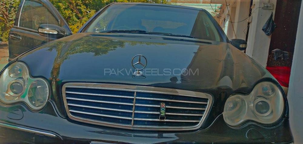 Mercedes Benz C Class 2004 for Sale in Peshawar Image-1