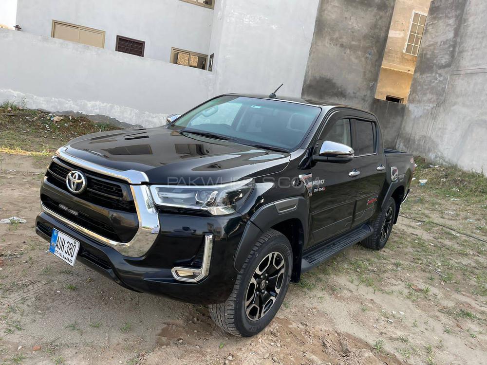 Toyota Hilux Revo V Automatic 2.8 2021 For Sale In Islamabad | PakWheels