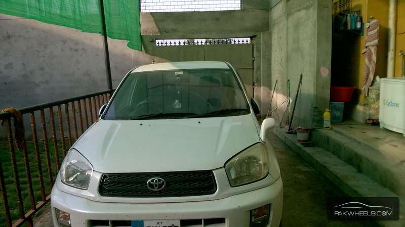 Toyota Rav4 2001 for Sale in Peshawar Image-1