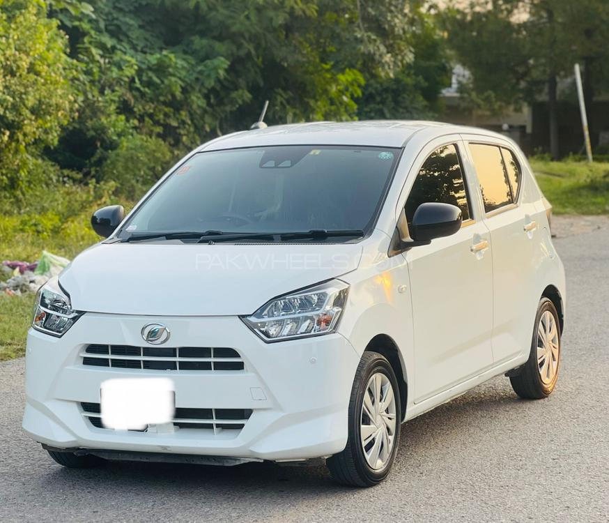 Daihatsu mira 2018