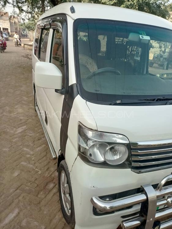 Daihatsu Atrai Wagon 2019 for Sale in Faisalabad Image-1