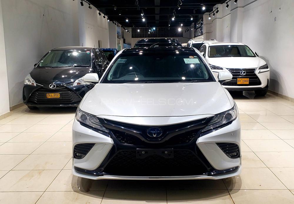 Toyota Camry 2018 for Sale in Karachi Image-1