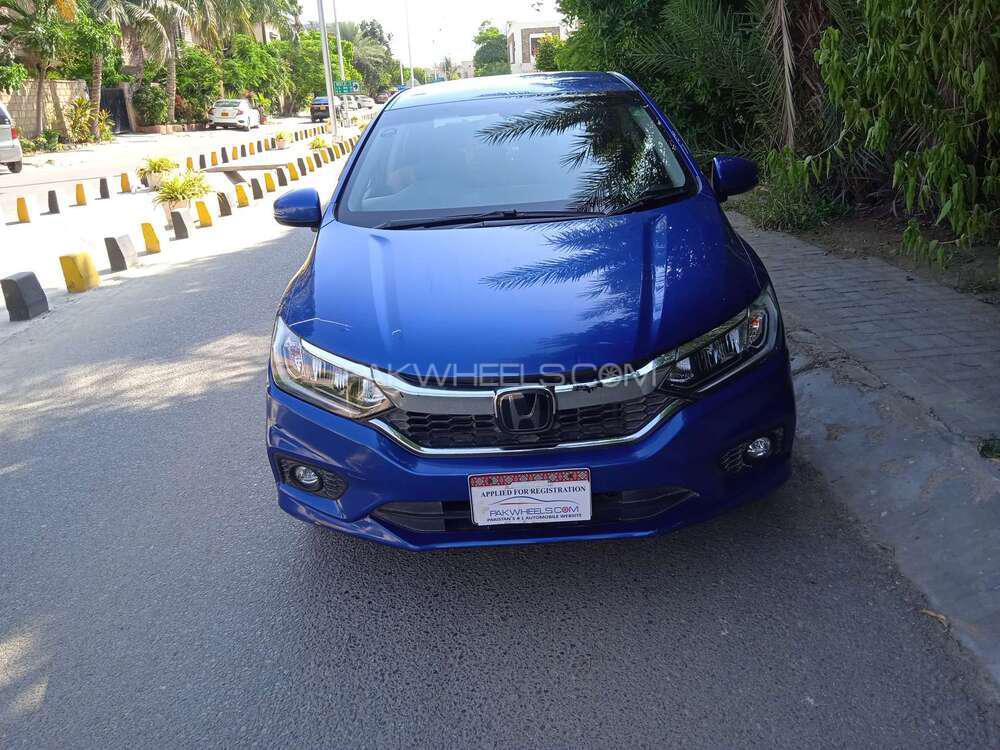 Honda Grace Hybrid Ex 2018 For Sale In Karachi Pakwheels