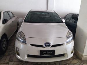 Toyota Prius G Touring Selection 1.8 2011 for Sale in Peshawar