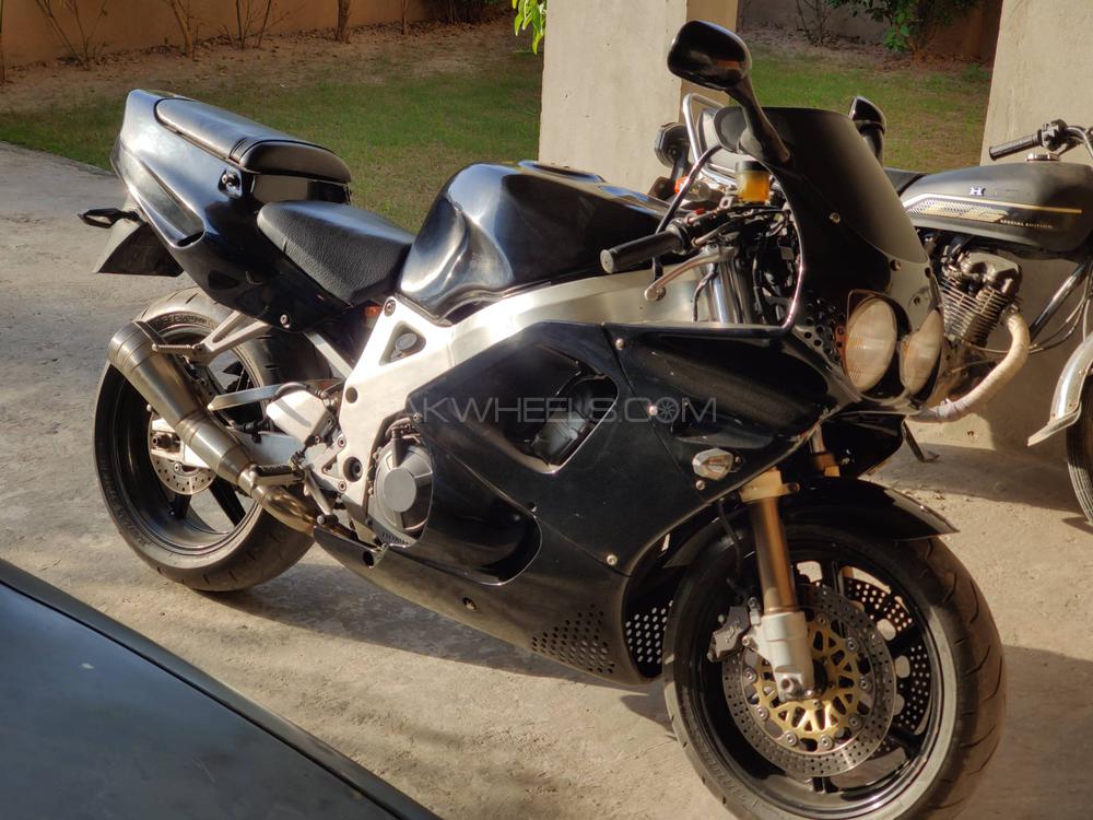 Honda CBR 919 RR 1994 for Sale Image-1