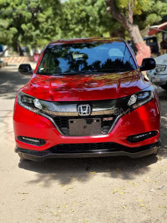 Honda Vezel Hybrid Rs Honda Sensing For Sale In Karachi Pakwheels