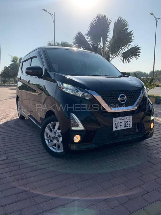 Nissan Dayz Highway Star 2019 for Sale in Multan Image-1