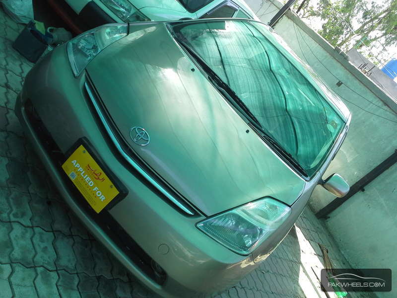 Toyota Prius 2006 for Sale in Lahore Image-1