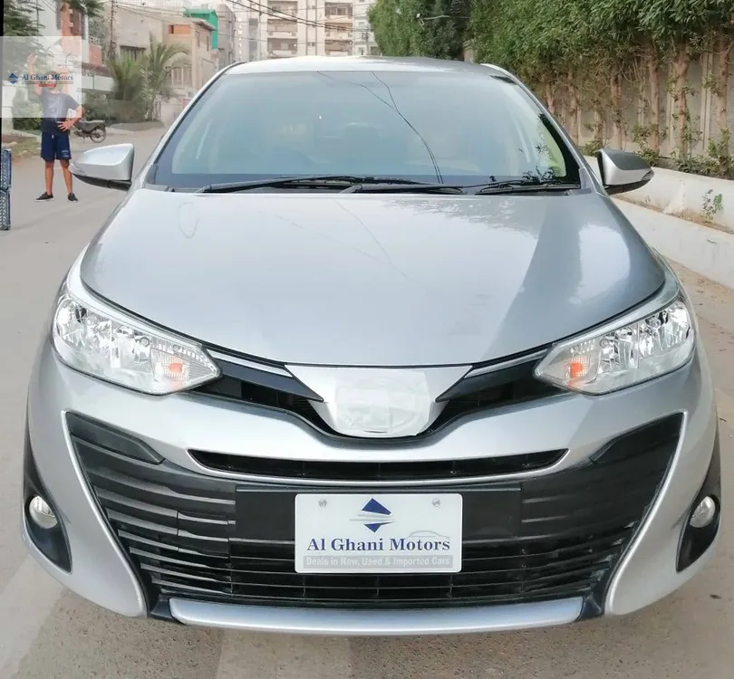 Toyota Yaris Sedan 2021 for Sale in Karachi Image-1
