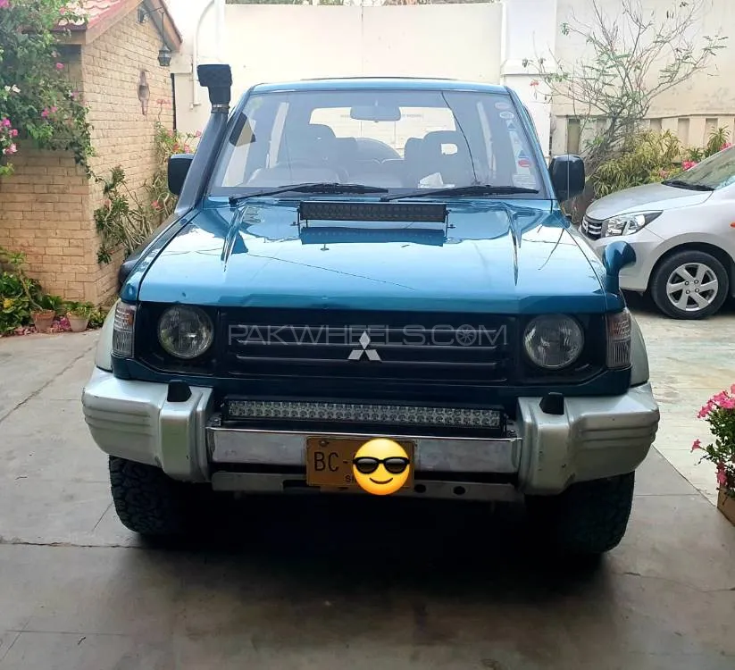 Mitsubishi Pajero 1993 for Sale in Karachi Image-1