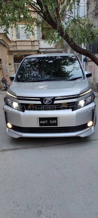 Toyota Voxy 2016 for Sale in Rawalpindi Image-1