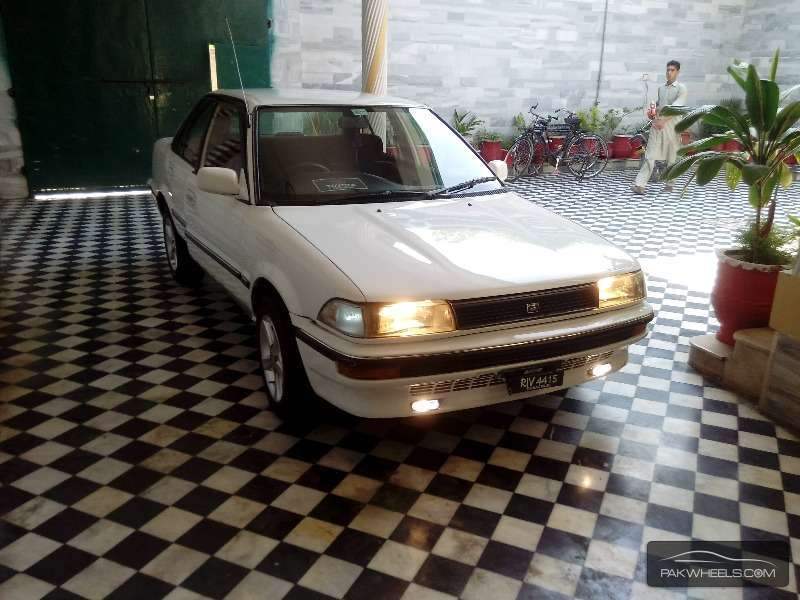 Toyota Corolla 1989 for Sale in Mardan Image-1